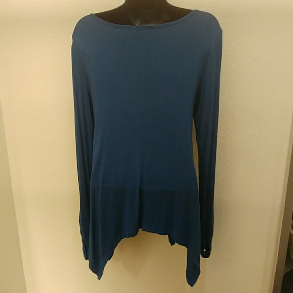 Urban Coco Ruched. L/S Tunic - Picture 6 of 8